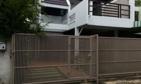 ให้เช่าบ้าน - ให้เช่าบ้านแฝด ซอยลาดพร้าว 26 ไม่รับสัตว์เลี้ยง ใกล้ MRT ลาดพร้าว 900 เมตร