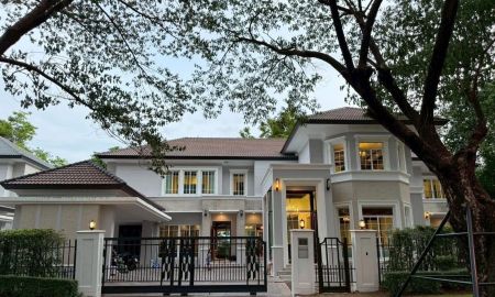 ขายบ้าน - Vาย คฤหาสน์หลังสวย กรานาดา ปิ่นเกล้า-เพชรเกษม ใกล้ The Mall บางแค ตกแต่งสวยบ้านใหม่มากยังไม่เคยเข้าพักอาศัย