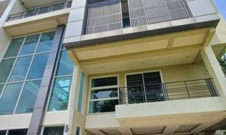 ให้เช่าอาคารพาณิชย์ / สำนักงาน - ให้เช่าโฮมออฟฟิต4ชั้นห้องมุม600 ตร.ม.ย่านรามอินทราใกล้แฟชั่นไอแลนส์