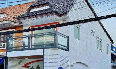 ขายทาวน์เฮาส์ - บ้านสวย หลังริม ถนนเมน ค้าขายได้ รีโนเวทใหม่ #หมู่บ้านมนวดี พาร์ค บางบัวทอง ทาวน์เฮ้าส์ 3 ห้องนอน ใกล้เซ็นทรัล เวสเกต