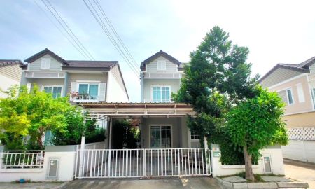 ขายทาวน์เฮาส์ - ขายด่วน หมู่บ้าน THE VILLAGE กาญจนาภิเษก-ราชพฤกษ์ เฟส6 หลังมุม เนื้อที่ 30.2 ตารางวา พื้นที่ใช้สอย 150 ตารางเมตร 4ห้องนอน 2ห้องน้ำ 1ห้องครัว