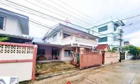 ให้เช่าบ้าน - บ้านเดี่ยว 2 ชั้น 45 ตร.วา.200 ตร.ม.2 น้ำ 3 แอร์ ย่านรัชดา ห้วยขวาง พร้อมเฟอร์ รร.นานาชาติเคไอเอส 900 ม.4 นอน