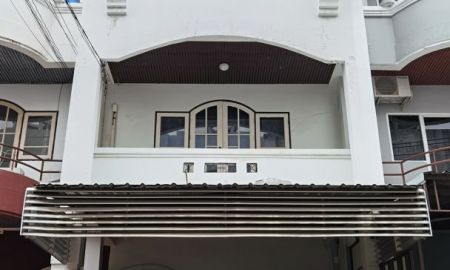 ขายทาวน์เฮาส์ - ทาวน์โฮม3ชั้น ม.บงกชพัฒนา ลาดพร้าว101 รีโนเวทใหม่สวย ใกล้ MRT เพียง800ม.