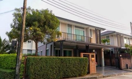 ขายบ้าน - ขาย บ้านเดี่ยว 2 ชั้น หลังมุม โครงการ ภัสสร เพรสทีจ ลุกซ์ พัฒนาการ 44 Passorn Prestige Luxe เฟอร์บิ้วอินทั้งหลัง