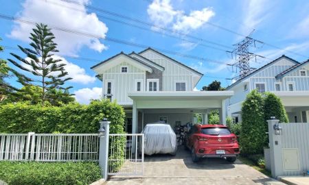 ขายบ้าน - ขายบ้านใหม่ แปลงมุม สีวลี ศรีนครินทร์-ร่มเกล้า 87 ตร.ว. 4 ห้องนอน อายุบ้านไม่ถึง 1 ปี ใกล้ถ.กรุงเทพกรีฑา