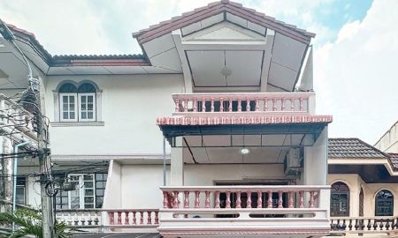 ขายทาวน์เฮาส์ - ขายทาวน์โฮม 3 ชั้น 28.2 ตร.ว ม..อิ่มอัมพร1 จรัญสนิทวงศ์ 13 (แยกพาณิชยการธนบุรี 9) ตกแต่งบางส่วน ต่อรองราคาได้