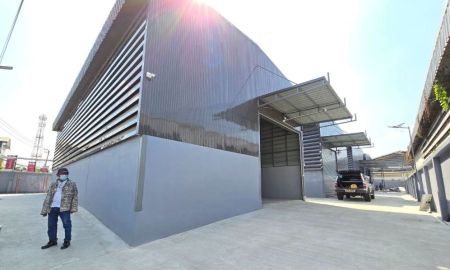 ให้เช่าโรงงาน / โกดัง - ให้เช่าโกดัง เฉลิมพระเกียรติ ร.9 ศรีนครินทร์ ประเวศ กรุงเทพ พื้นที่ 200 ตรม