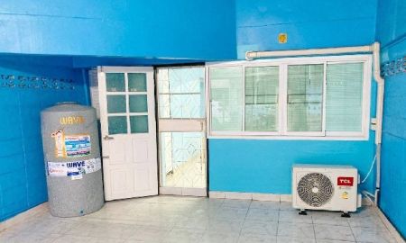 ขายทาวน์เฮาส์ - เซ็นทรัล แจ้งวัฒนะ 800 ม.MRT แจ้งวัฒนะปากเกร็ด 900 ม. ให้เช่าทาวน์เฮาส์ 2 ชั้น 32ตร.วา.252 ตร.ม. รร.นานาชาติกรุงเทพ 400 ม.2-3นอน 2 น้ำ