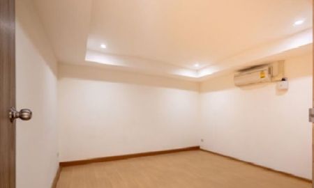 ให้เช่าอาคารพาณิชย์ / สำนักงาน - ให้เช่าอาคารพาณิชย์ 4.5 ชั้น 2 คูหา ตีทะลุ โครงการ บี อเวนิว วัชรพล ริมถนนสุขาภิบาล 5
