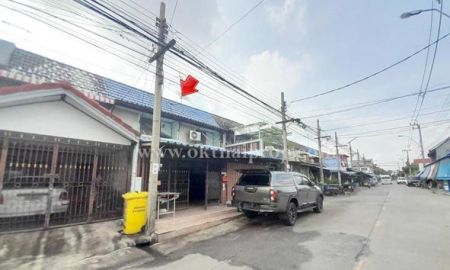 ขายทาวน์เฮาส์ - ทาวน์เฮ้าส์ หมู่บ้านลานทอง ติวานนท์-ปากเกร็ด นนทบุรี