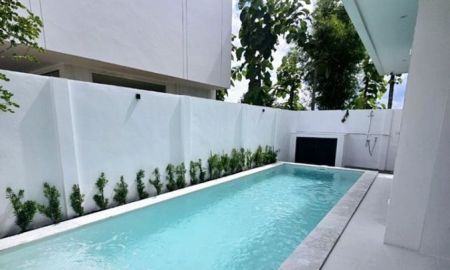 ให้เช่าบ้าน - ให้เช่าบ้านพูลวิลล่าหรู สไตล์โมเดิร์น ทำเลทองหางดง เชียงใหม่