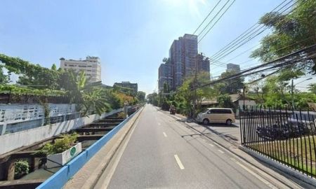 ขายที่ดิน - ขายด่วนที่ดินเปล่า ซอยสุขุมวิท 40 ใกล้ BTS ทองหล่อ!