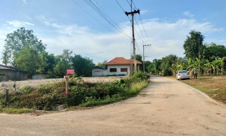 ขายที่ดิน - ที่ดินเมืองนครราชสีมา 147 ตร.วา โฉนดครุฑแดง ทำบ้านพักอาศัย ในบ้านอรพิมพ์ ต.อรพิมพ์ อ.ครบุรี โคราช