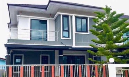 ให้เช่าบ้าน - ให้เช่าบ้านเดี่ยว 2 ชั้น บ้านใหม่ 4 ห้องนอน รับสัตว์เลี้ยง ใกล้ครัวป้าบุญคาเฟ่ รร.รีเจนท์