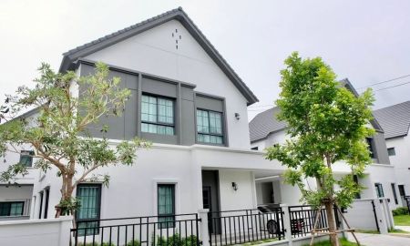 ขายบ้าน - ขาย บ้านเดี่ยวหรูตกแต่งพร้อมอยู่ Centro Bangna ติด Mega Bangna & Ikea