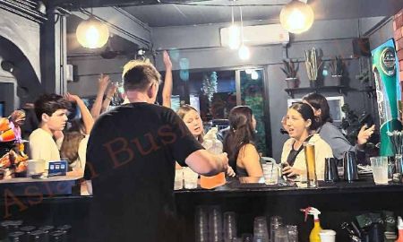 ขายอาคารพาณิชย์ / สำนักงาน - เซ้งร้านอาหารและบาร์ใจกลางเมือง ทำเลดี อยู่ที่เชียงราย