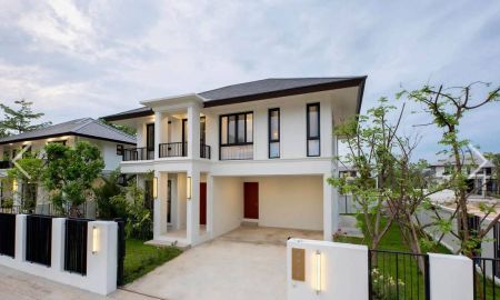 ขายบ้าน - ขายบ้านสร้างใหม่ พร้อมสระว่ายน้ำ ในโครงการคุณภาพ เรียบหรูอยู่สบาย ใกล้เมือง เชียงใหม่ (หนองผี้ง)