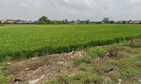 ขายที่ดิน - ขายที่ดิน 38 ไร่ ทำเลดีติดถนนสาธารณะประโยชน์ ทำเลที่มีหมู่บ้านจัดสรรเยอะ