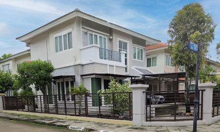 ขายบ้าน - บ้านเดี่ยว วัชรพล ตกแต่งใหม่ พร้อมเฟอร์ เข้าอยู่ได้เลย