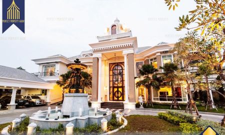 ขายบ้าน - ขายคฤหาสน์ใจกลางเมืองพร้อมอยู่ ดินแดง เฟอร์นิเจอร์ครบครัน ขายด่วน