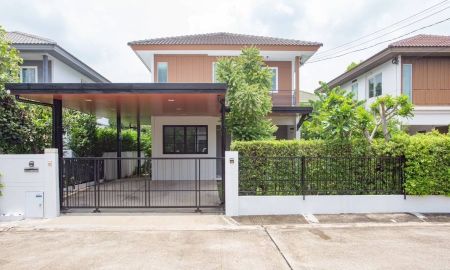 ขายบ้าน - บ้านเดี่ยวทำเลทอง ตั้งอยู่หน้าโรงเรียนแย้มสะอาดรังสิต หมู่บ้านพฤกลดา 3 รังสิต-ลำลูกกา บ้านสวย น่าอยู่
