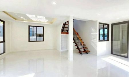 ขายบ้าน - ขายบ้านเดี่ยว หลังมุม สุขุมวิท 60/1 พระโขนง รีโนเวทใหม่ทั้งหลัง