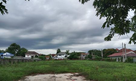 ขายที่ดิน - ที่ดินติดถนนอุทยาน(ถนนอักษะ)892ตรว. ใกล้พุทธมณฑลสาย3