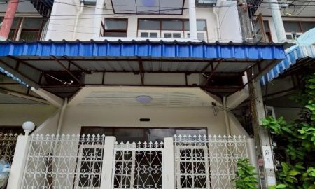 ขายทาวน์เฮาส์ - ทาวน์เฮ้าส์ 2 ชั้น ทำเลทอง จรัญสนิทวงศ์ 25 บ้านสวย รีโนเวทพร้อมอยู่ เดินทางสะดวก ใกล้ถนนใหญ่ และสิ่งอำนวยความสะดวก