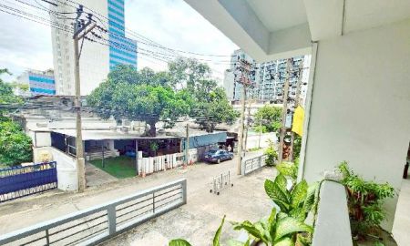 ให้เช่าอาคารพาณิชย์ / สำนักงาน - ซ.อินทามระ 31-37 ออฟฟิศทึ่ถูกที่สุดติดรถไฟฟ้า ในประเทศไทย MRTสุทธิสาร 900ม.ให้อาคาร 33 ตร.ม. รร.นานาชาติคิซิโกะ 3.8 กม. 1นอน