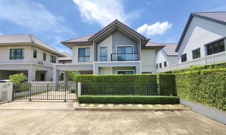 ขายบ้าน - บ้านเดี่ยว อยู่ต้นหมู่บ้าน ในโครงการ เพฟ ปิ่นเกล้า ศาลายา ถนนอัจฉริยะพัฒนา บ้านสวย พร้อมอยู่ ใกล้มหาวิทยาลัยมหิดล