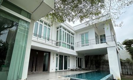 ขายบ้าน - บ้านเดี่ยวหรู พร้อมสระว่ายน้ำ สวนส่วนตัว ใจกลางสุขุมวิท 71