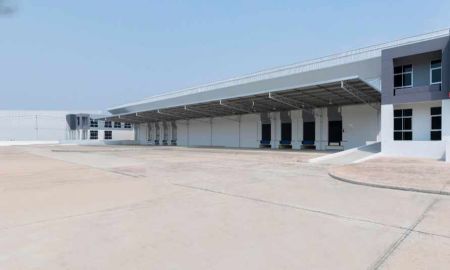 ให้เช่าโรงงาน / โกดัง - ให้เช่าโกดัง คลังสินค้า 3,988 sq.m. #ฟรีโซน (Free Zone) ย่านศรีราชา บริเวณตำบลสุรศักดิ์ อำเภอศรีราชา ชลบุรี ห่างจากท่าเรือแหลมฉบัง