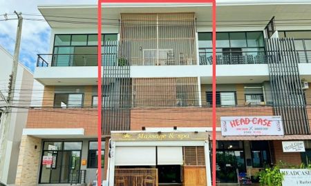 ขายทาวน์เฮาส์ - ขายทาวน์โฮม 3 ชั้น พร้อมกิจการนวดแผนไทย หมู่บ้านกุลพันธ์วิลล์ 9 หางดง-เชียงใหม่ ทำเลดี ใกล้สนามบิน พื้นที่ใช้สอย 270 ตร.ม.