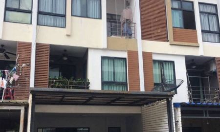 ขายทาวน์เฮาส์ - ขายทาวน์โฮม 3 ชั้น โครงการ : ซิกเนเจอร์ เพชรเกษม69 เขตหนองแขม