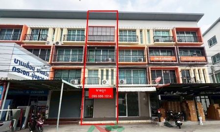ขายอาคารพาณิชย์ / สำนักงาน - ขายอาคารพาณิชย์4ชั้น 20.7ตรว. ติดถนนโชติเวช ลาดสวาย สภาพดี ทำเลค้าขาย