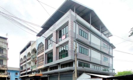 ขายอาคารพาณิชย์ / สำนักงาน - ขายด่วน อาคารพาณิชย์ 3.5ชั้น 2คูหาตีทะลุถึงกัน ห้องหัวมุม(รีโนเวทใหม่) หมู่บ้าน บัวทองเคหะ ไทรน้อย เนื้อที่ 43 ตารางวา พื้นที่ใช้สอย 380 ตารางเมตร
