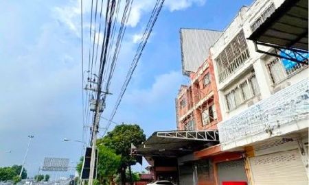 ให้เช่าอาคารพาณิชย์ / สำนักงาน - 1 คูหา 20 ตร.วา MRT บางรักน้อยท่าอิฐ 2.5 กม.ราชพฤกษ์ ให้เช่าอาคาร 3.5 ชั้น .256 ตร.ม.ติดถนนใหญ่ 4 นอน 3 น้ำ รร.นานาชาติ ร่วมฤดี 1.6 กม.