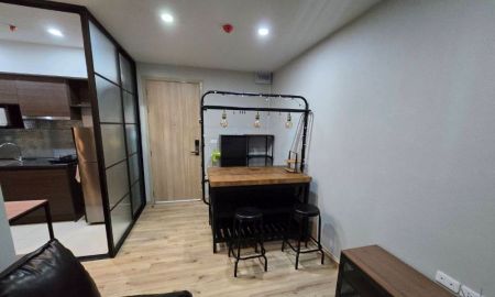 ให้เช่าคอนโด - ให้เช่าคอนโดBrix Condominium ชั้น 10 ขนาด 43 ตรม. วิวสระว่ายน้ำพร้อมเฟอร์นิเจอร์ ติดสถานี สิรินธร ใกล้เซ็นทรัลปิ่นเกล้า