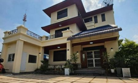 บ้าน - ให้เช่าบ้านเดี่ยวจดทะเบียนได้ / ขาย บ้านเดี่ยว 6 ห้องนอน ย่านลาดพร้าว ซอยลาดพร้าว 93 บ้าน 3 ชั้น