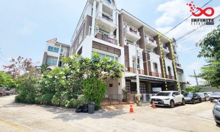 ขายทาวน์เฮาส์ - ขายทาวน์โฮม 4 ชั้น Premium Place นวมินทร์ ลาดพร้าว 101 ใกล้เลียบด่วนรามอินทรา พร้อมอยู่
