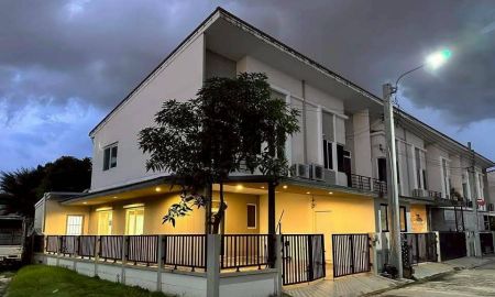 ให้เช่าทาวน์เฮาส์ - ให้เช่าทาวโฮม หมู่บ้าน CASA CITY BANGNA บ้านว่างพร้อมเข้าอยู่