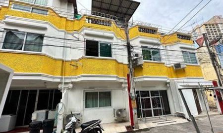 ขายอาคารพาณิชย์ / สำนักงาน - ขายอพาร์ทเมนท์พัทยา พร้อมห้องพัก 19 ห้อง ย่านนักท่องเที่ยว ใกล้ซอยบัวขาว