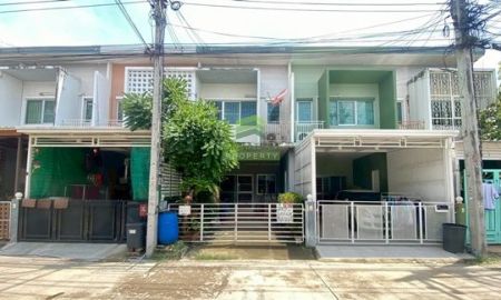 ขายทาวน์เฮาส์ - ขายทาวน์เฮ้าส์ 2 ชั้น หมู่บ้านวีวิลเลจ2 คลองสอง เนื้อที่ 16.90 ตร.ว ทำเลดี ราคาไม่แพง พร้อมอยู่