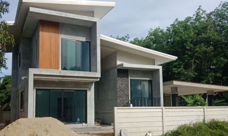 ขายที่ดิน - ขายที่ดิน+พร้อมรับสร้างบ้านใกล้เมืองนครศรีธรรมราชราคาถูกใกล้เซ็ลทรัล2กม{ราคาต่อรองได้}พร้อมจบทันทีมีสาธารณูปโภคประปา ไฟฟ้า ถนนกว้าง6เมตร