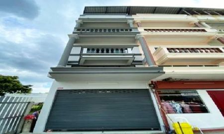 ให้เช่าอาคารพาณิชย์ / สำนักงาน - บรม ม.มหิดล ศาลายา 400ม. สาย3 ให้เช่าอาคารพาณิชย์ 3.5 ชั้น 1.5คูหา 504ตร.ม.34 ตร.วา.ติดถนนใหญ่ รถไฟศาลาธรรมสพน์ ศาลายา 2กม. 2 นอน