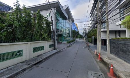 ขายที่ดิน - ขายที่ดินเปล่า ทำเลดี ในซอย สุขุมวิท 61 !