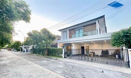 ขายบ้าน - บ้านเดี่ยว 2 ชั้น พร้อมอยู่ ม.เซนโทร วงแหวน-จตุโชติ ใกล้มหาวิทยาลัยเวสเทิร์นวิทยาเขต ทางด่วนกาญจนาภิเษก แฟชั่นไอแลนด์ พรอมานาด เซ็นทรัลรามอินทรา
