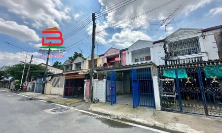 ขายทาวน์เฮาส์ - ทาวน์เฮาส์ 2 ชั้น ซอยรังสิต-นครนายก 61 เนื้อที่ 18.4 ตรว. ถนนรังสิต-นครนายก ตำบลประชาธิปัตย์ อำเภอธัญบุรี จังหวัดปทุมธานี
