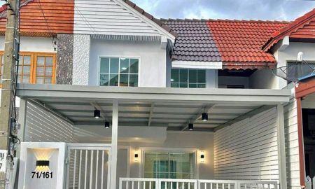 ขายทาวน์เฮาส์ - รีโนเวทขายทาวน์เฮ้าส์ 20 ตร.ว หมู่บ้านอุบลชาติ2 (ไทรม้า ท่าอิฐ) ทำเลดีสุดในย่านนี้ ใกล้ MRT ไทรม้า