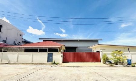 ขายโรงงาน / โกดัง - ขายโกดังโรงงาน พร้อมสำนักงานชั้นเดียว 1 หลังและบ้านพักอาศัย 1 หลัง ตั้งอยู่ในโครงการเสรีแฟคตอรี่แลนด์ ต.พันท้ายนรสิงห์ อ.เมืองสมุทรสาคร จ.สมุทรสาคร